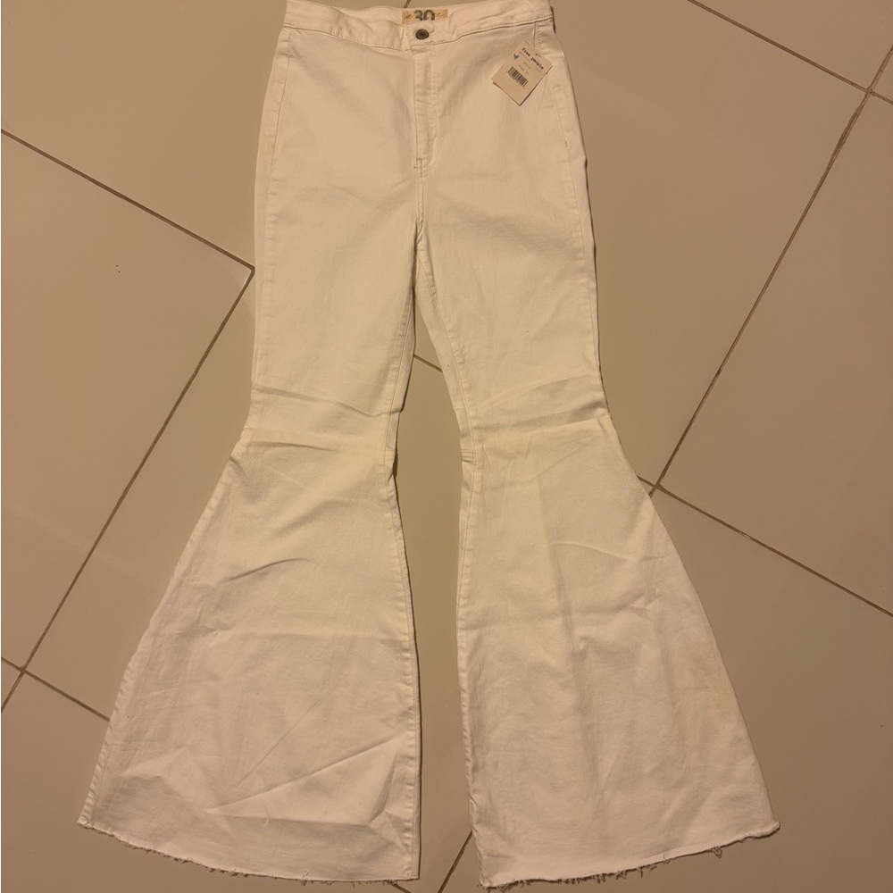Free People White High-Waist Flared Jeans